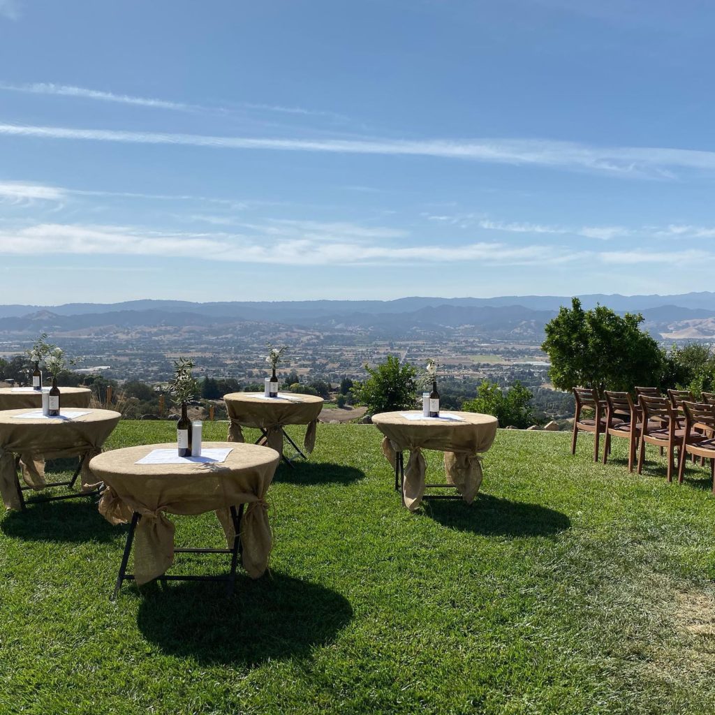 Visit Moose Mountain Vineyards